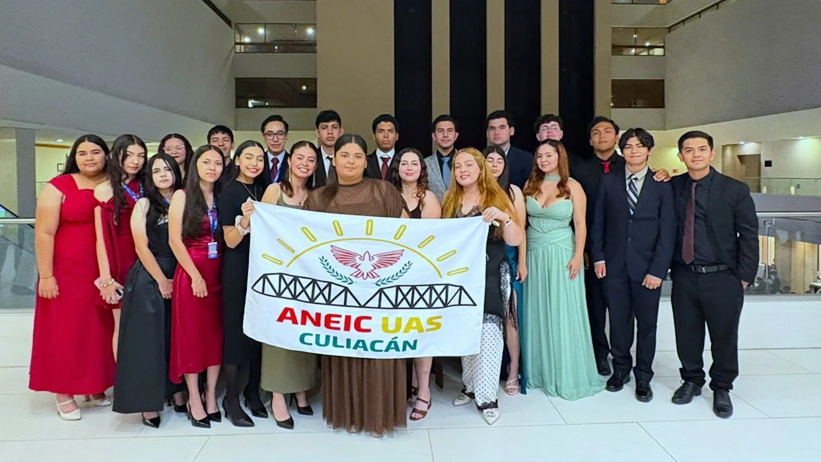 Estudiantes de Ingeniería de la UAS ponen en alto el nombre de Sinaloa al conquistar el cuarto lugar nacional en la XLII OlimpiANEIC 2026 Estudiantes de Ingeniería de la UAS ponen en alto el nombre de Sinaloa al conquistar el cuarto lugar nacional en la XLII OlimpiANEIC 2026