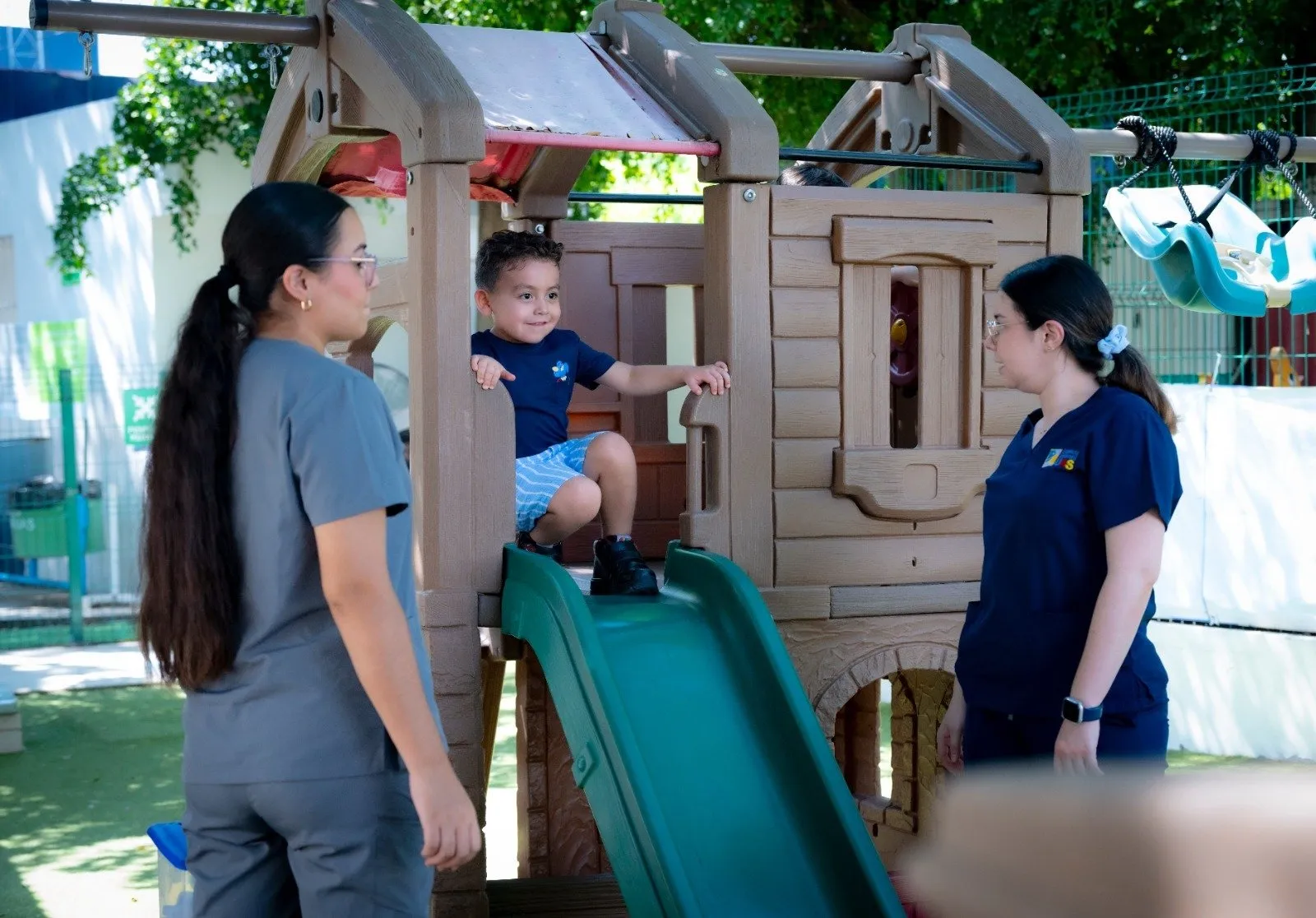 Con bienestar, humanismo y corresponsabilidad educativa, la Estancia Infantil de la UAS acompaña a estudiantes que combinan su formación profesional con la maternidad y paternidad Con bienestar, humanismo y corresponsabilidad educativa, la Estancia Infantil de la UAS acompaña a estudiantes que combinan su formación profesional con la maternidad y paternidad