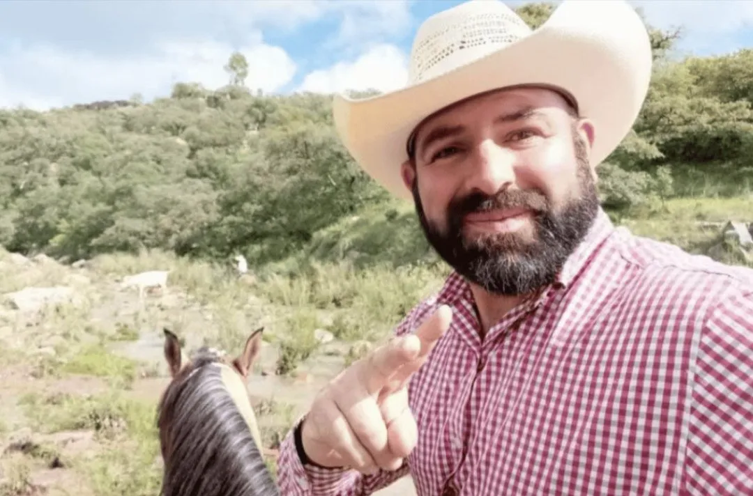 Lo cazan en su propio rancho: asesinan a plomazos a Gerardo Sandoval, excandidato de Morena en Tlaltenango Lo cazan en su propio rancho: asesinan a plomazos a Gerardo Sandoval, excandidato de Morena en Tlaltenango