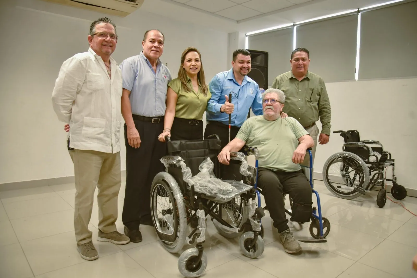 Ahome se consolida como la casa de la inclusión y de la movilidad con la entrega de 50 sillas de ruedas todo terreno Ahome se consolida como la casa de la inclusión y de la movilidad con la entrega de 50 sillas de ruedas todo terreno