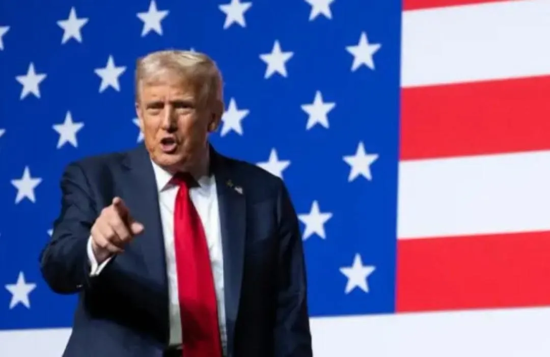 Trump dice que merece tercer mandato porque “le robaron” la elección de 2020 Trump dice que merece tercer mandato porque “le robaron” la elección de 2020