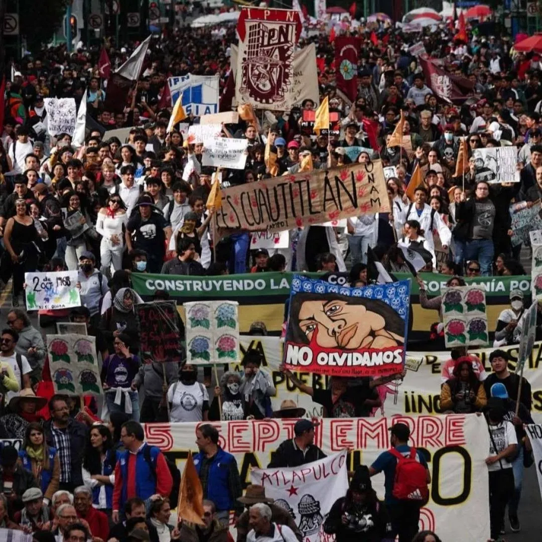 Entre la memoria y la tensión: Así se vivió la marcha conmemorativa del 2 de octubre en la CDMX Entre la memoria y la tensión: Así se vivió la marcha conmemorativa del 2 de octubre en la CDMX
