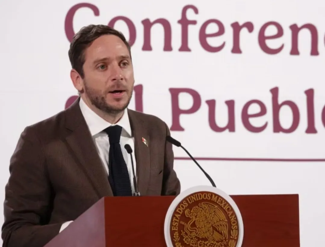 Gobierno de Sheinbaum reconoce huachicol de medicinas: las venden afuera de los hospitales Gobierno de Sheinbaum reconoce huachicol de medicinas: las venden afuera de los hospitales