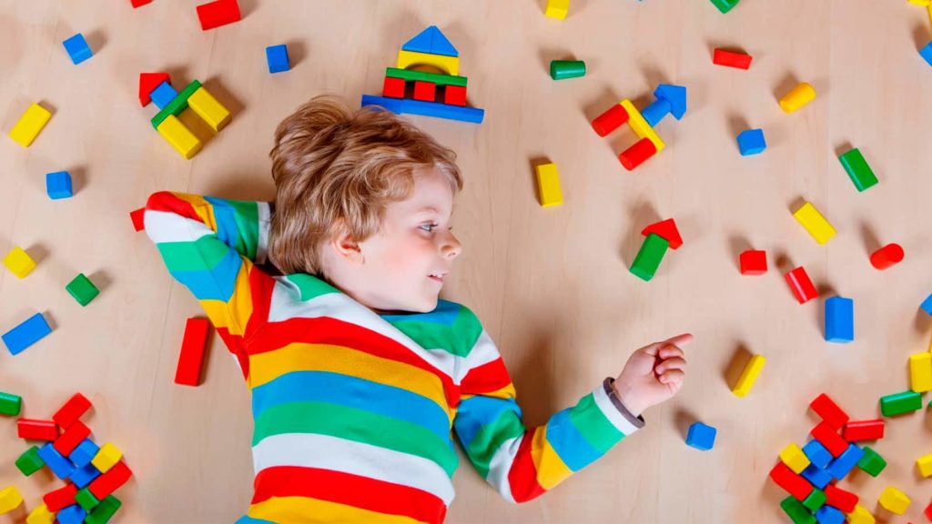 Tipos de autismo que existen y estrategias para ayudar a un niño con autismo en el hogar