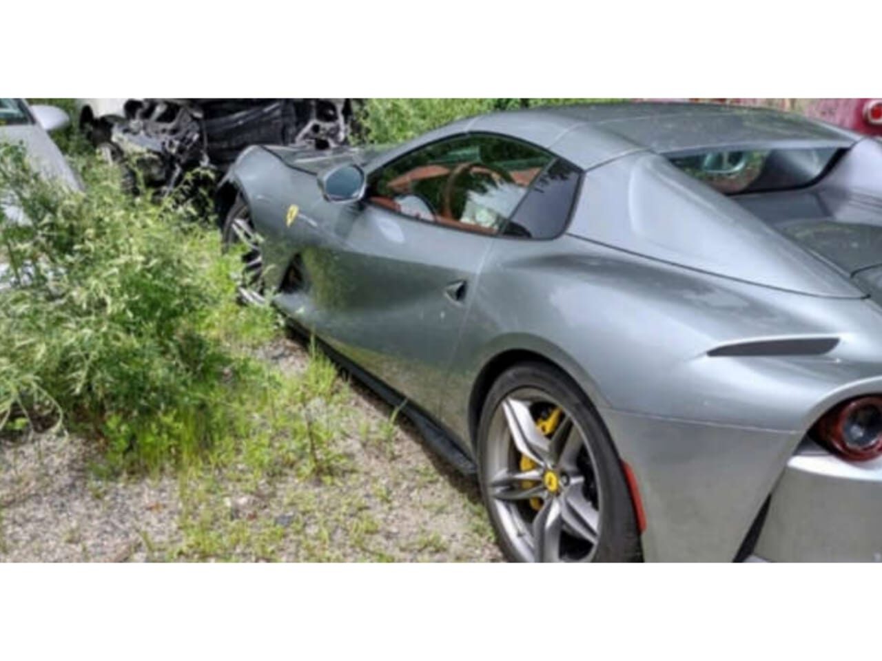 Valet parking robó un Ferrari de 14 millones de pesos y termina por chocarlo