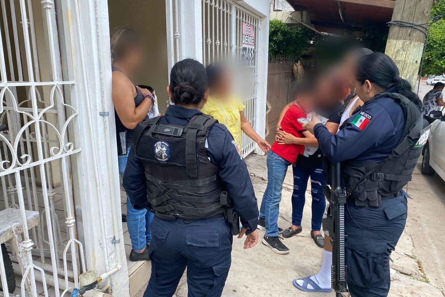Tras una amplia búsqueda, Policías Estatales recuperan a niño extraviado en Culiacán