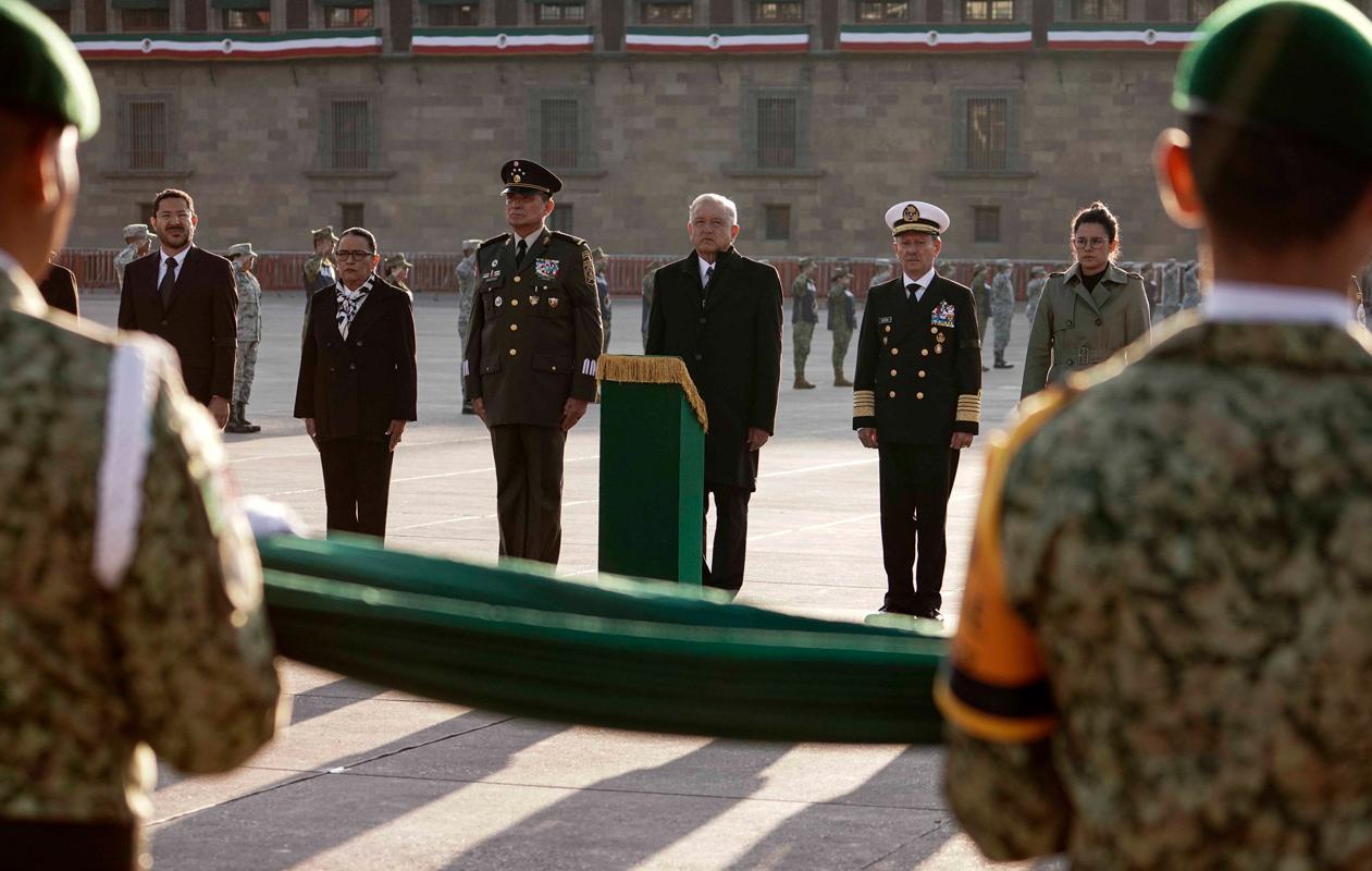 Presidente rinde homenaje a víctimas de sismos de 1985 y 2017