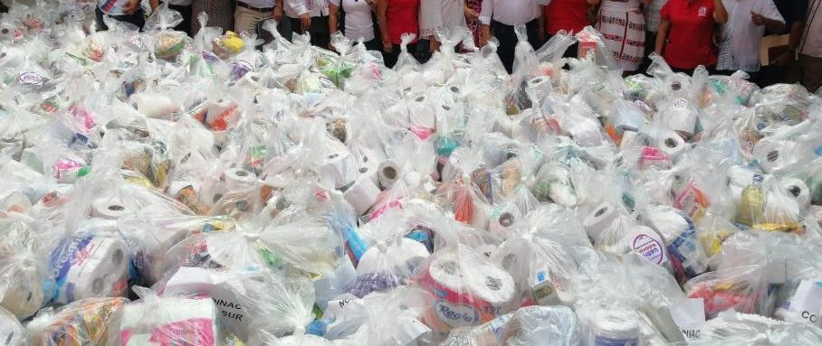 Abren puente aéreo a Acapulco para transportar enseres y despensas