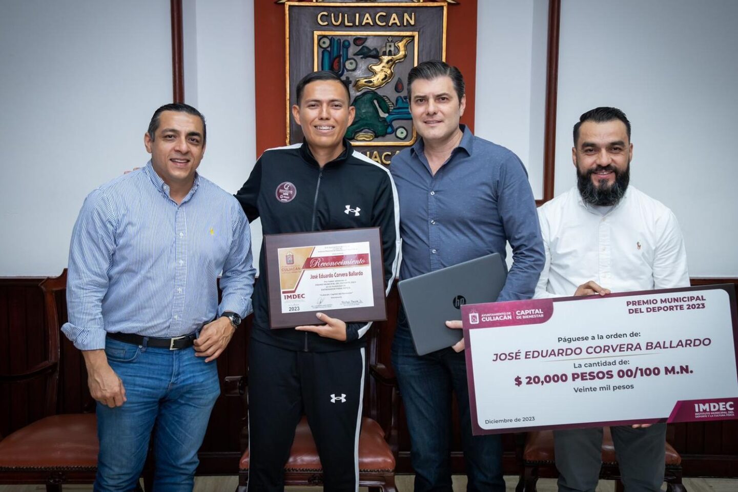 Entregan Premio Municipal del Deporte 2023 a cinco destacados deportistas