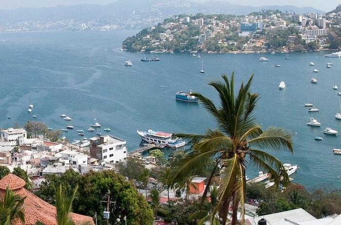 Autoridades reportan avanzada recuperación de turismo y servicios en Acapulco y Coyuca de Benítez