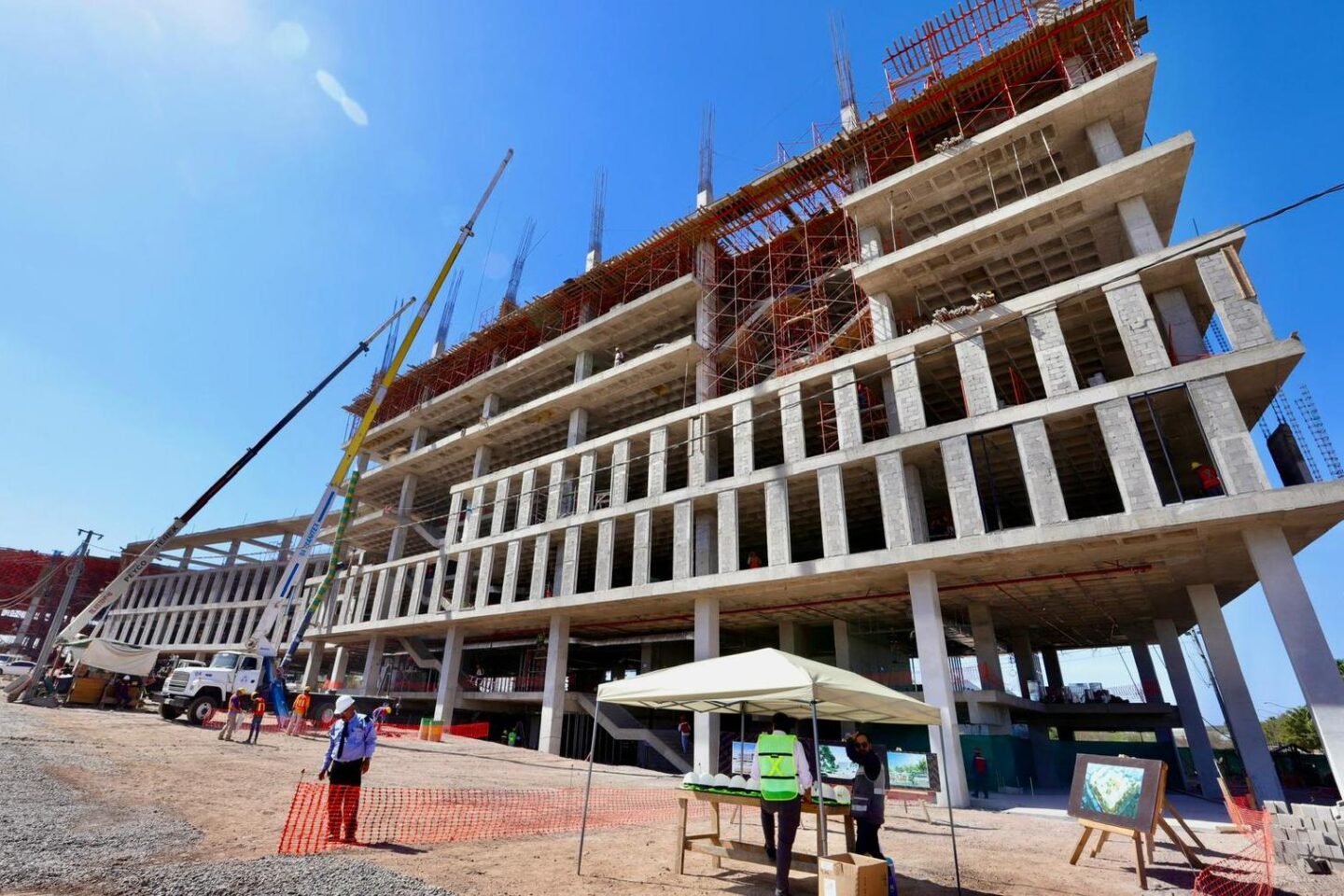 Visita Rocha Moya el Campus Institucional Salud Digna