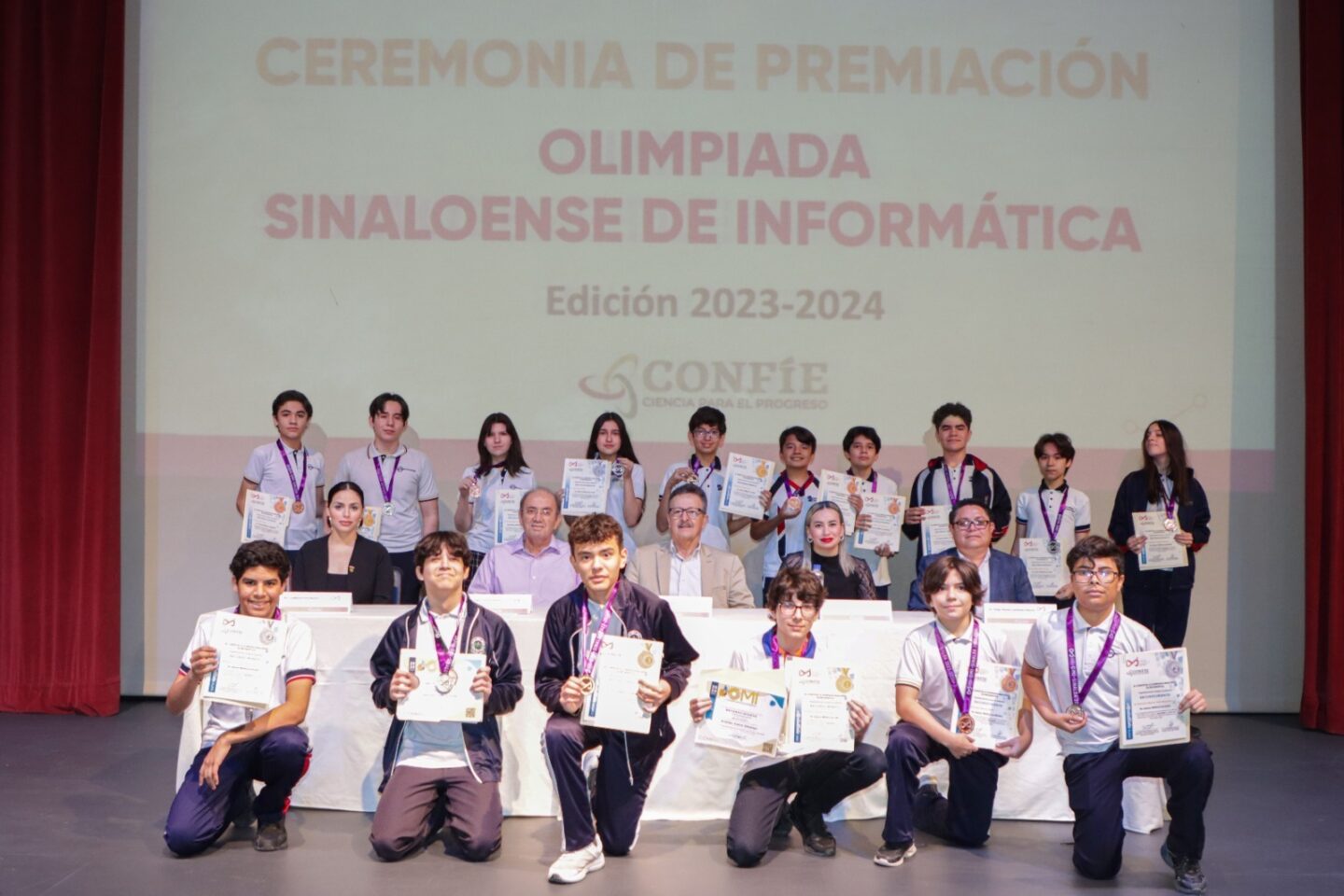 Premian a las y los ganadores de la olimpiada sinaloense de informática