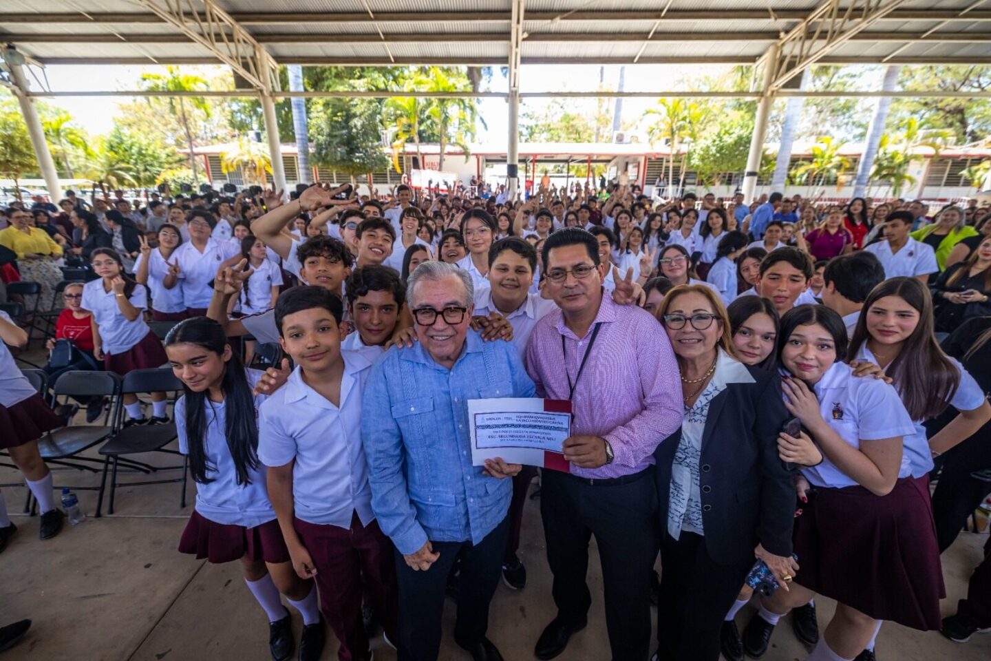 La inclusión educativa está encaminada a formar buenas y buenos ciudadanos: Gobernador Rubén Rocha