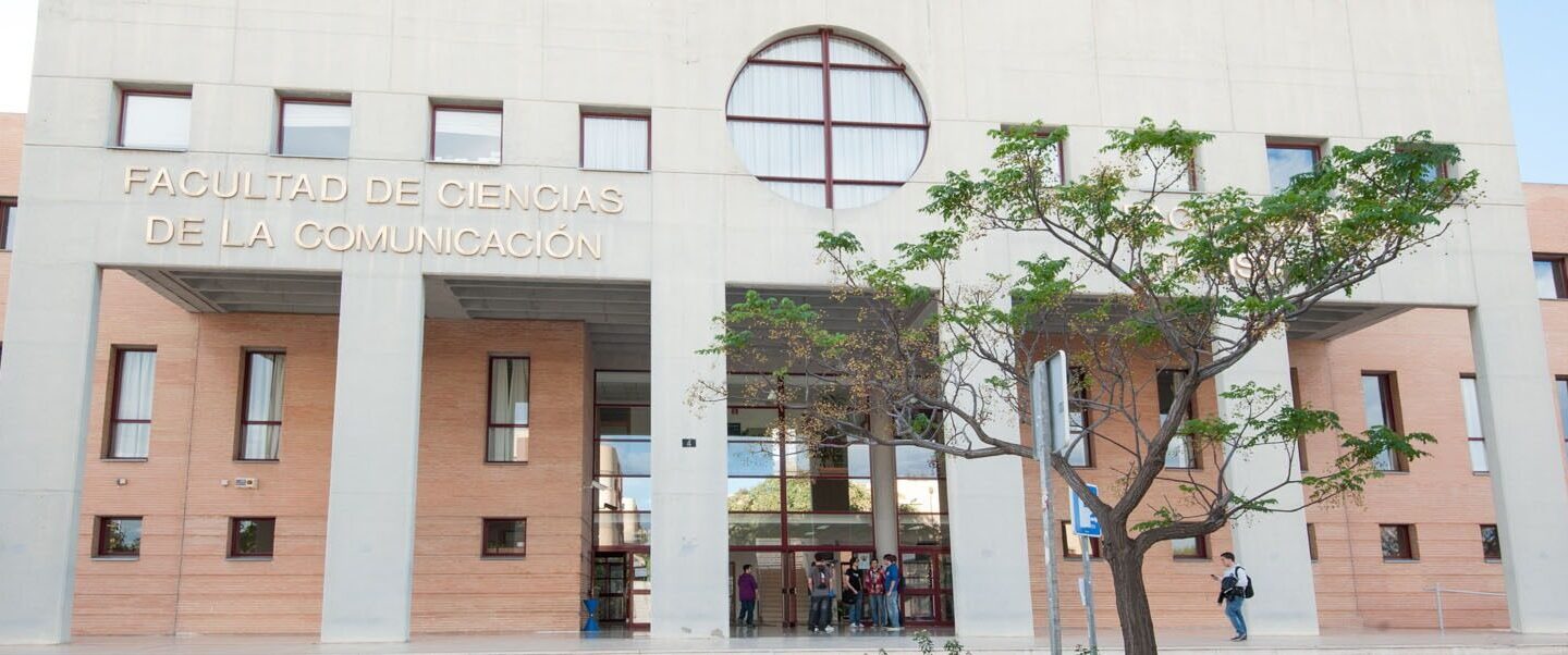 Alumna de la Licenciatura en Ciencias de la Comunicación de la UAS realizó una exitosa estancia académica en la Universidad de Málaga, en España