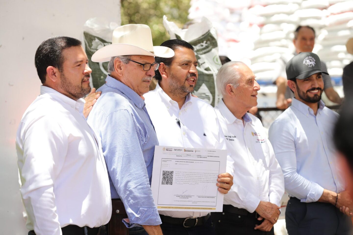 Encabeza Ismael Bello Esquivel programa de entrega de fertilizantes del Bienestar para Sinaloa