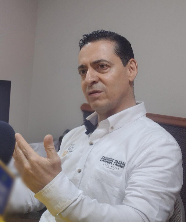 Candidato Enrique Parada asegura que tiene la experiencia y la capacidad para continuar como Juez mixto