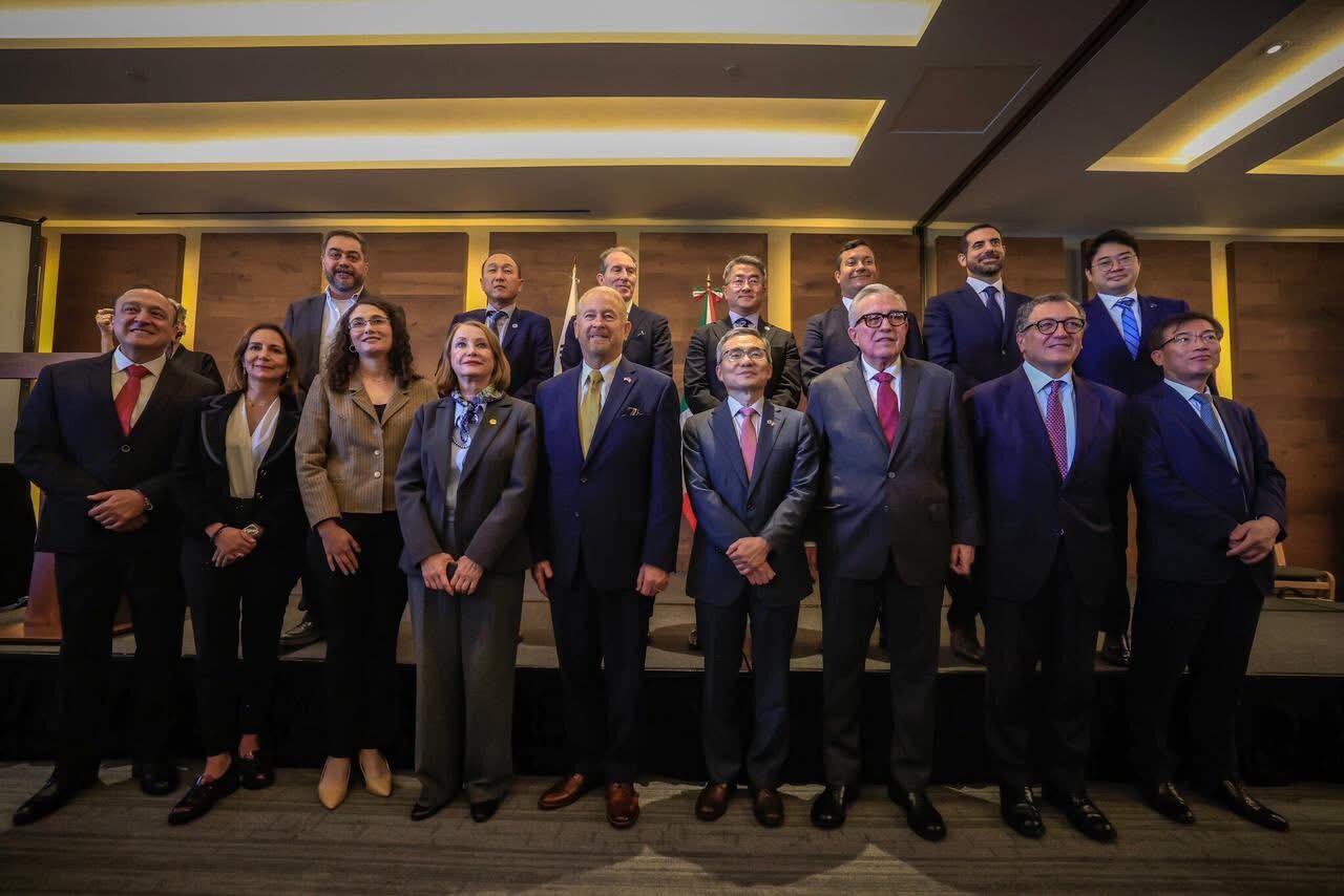 Se firma acuerdo estratégico para Proyecto Pacífico Mexinol; la planta de metanol verde y azul de cero emisiones de carbono que se instalará en Topolobampo