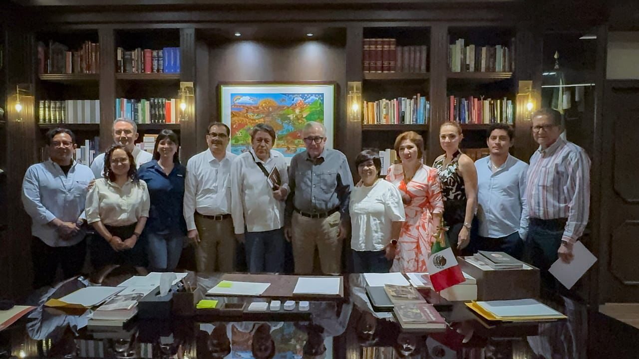 Compromete Rocha Moya coordinación y disposición para el gran desarrollo de vivienda social en Sinaloa
