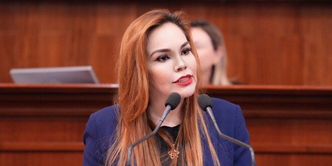 Desmiente Paola Garate rumores de su salida del PRI, rechaza pleitos internos