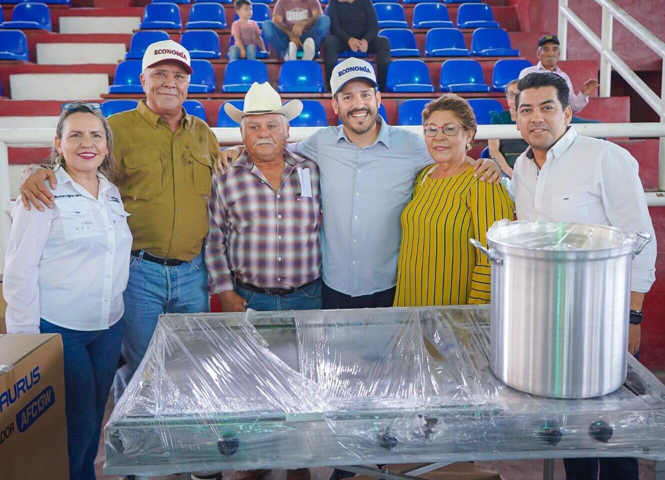 Equipa Sinaloa impulsa a emprendedores de Choix y El Fuerte con más de 200 equipos productivos