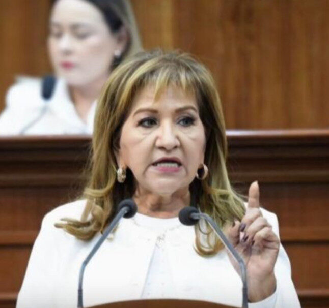 Morenistas en Sinaloa deben a respetar los tiempos rumbo al 2027 y no adelantarse: Tere Guerra