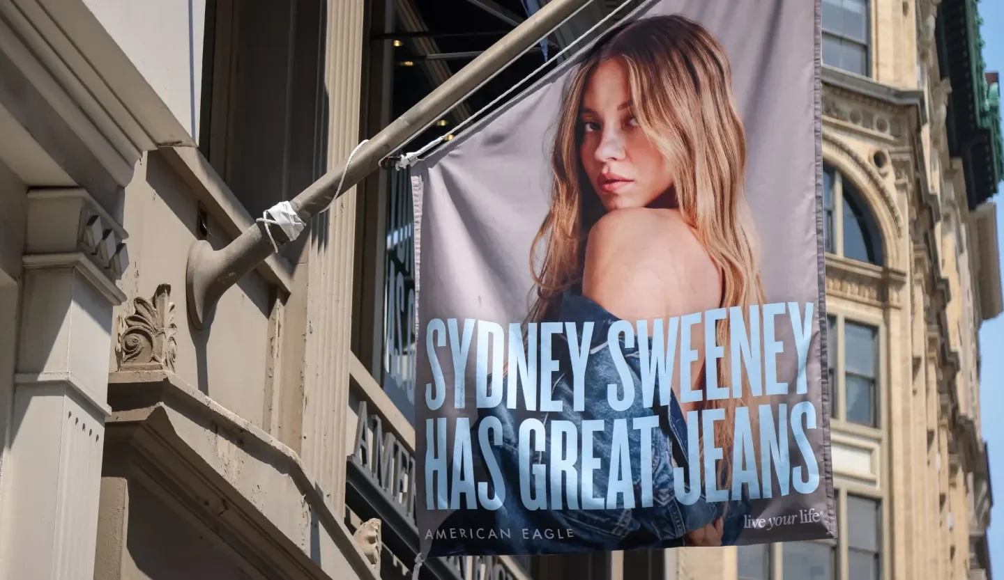 Ante la polémica campaña publicitaria de Sydney Sweeny con American Eagle, Donald Trump sale en su defensa