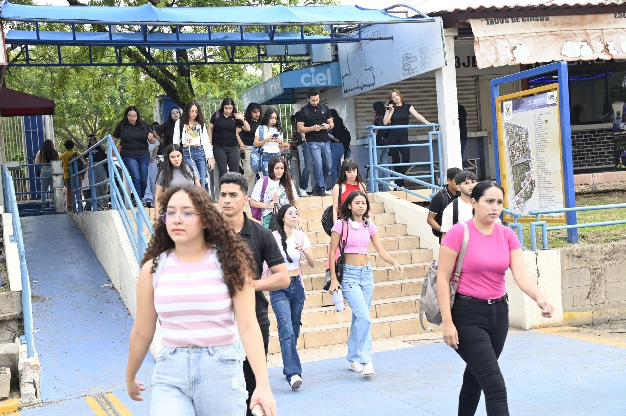 La UAS recibirá a más de 52 mil estudiantes de nuevo ingreso; exhortan autoridades a completar los procesos de inscripción y reinscripción