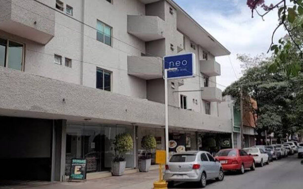 Violencia obliga a cerrar sus puertas a ocho hoteles y moteles en Culiacán