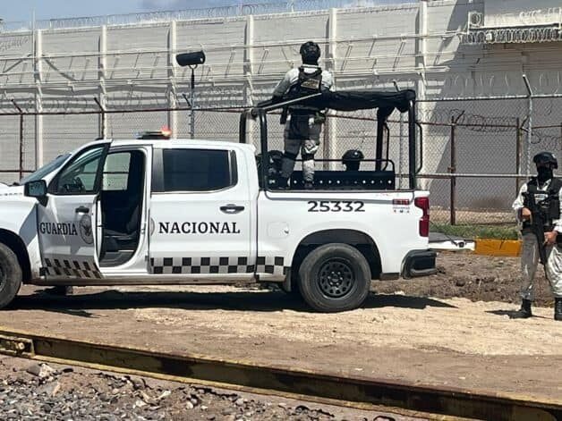 Disturbios en el centro penitenciario de Aguaruto en Culiacán moviliza a cuerpos de seguridad