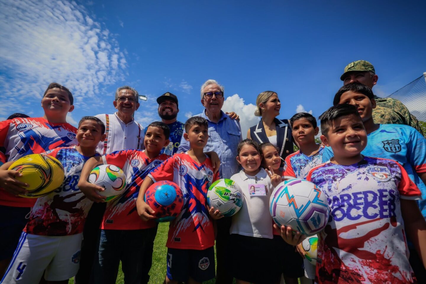 Inaugura el Gobernador Rocha Moya el primer “Sendero de Paz”, en Mazatlán