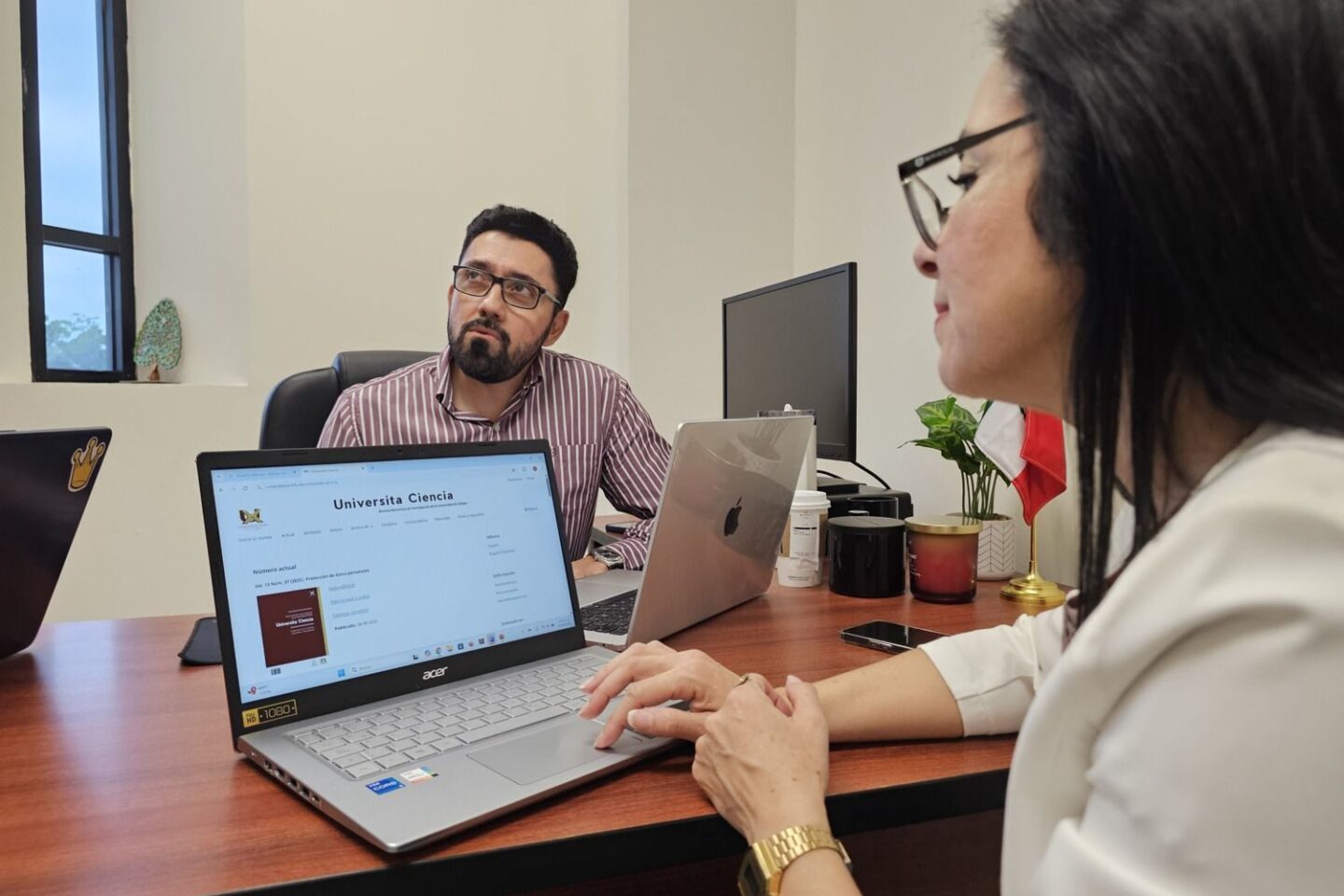 Investigadores de la Facultad de Contaduría y Administración de la UAS publican artículo científico sobre la economía colaborativa