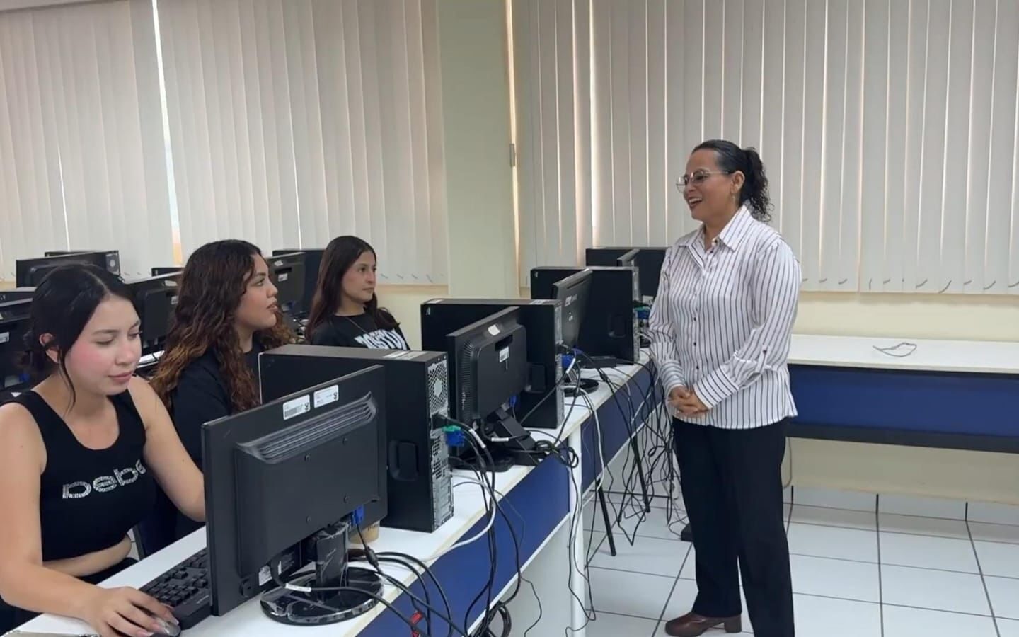 Estudiantes y docentes hacen clase espejo entre la Facultad de Ciencias de la Educación de la UAS y la Universidad Nacional de Catamarca, Argentina