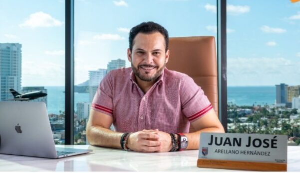 Empresario sinaloense llega a la Casa Blanca