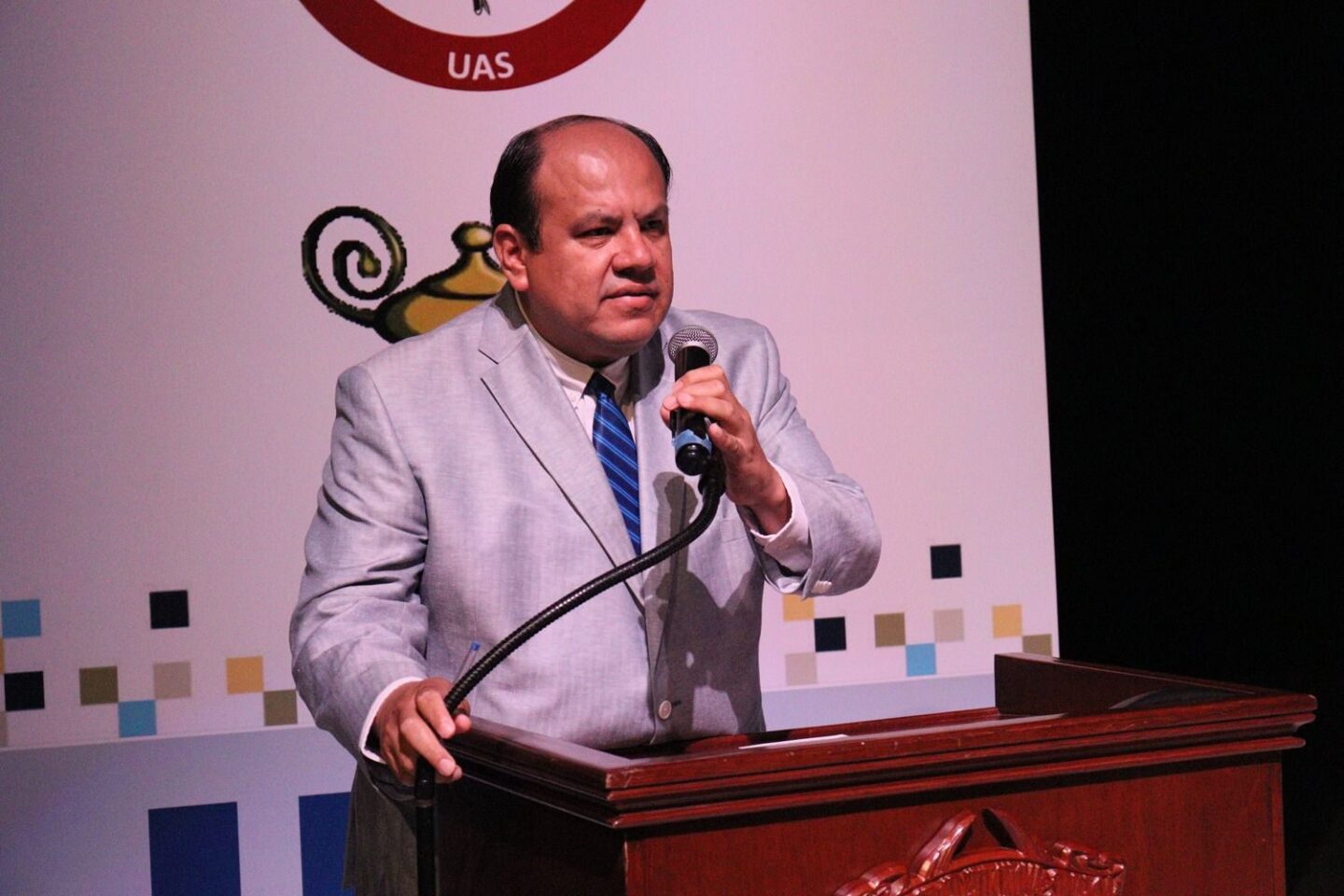 Con una preparación integral y de calidad, se gradúan 35 estudiantes de las Especialidades que ofrece el CIDOCS y la Facultad de Enfermería de la UAS