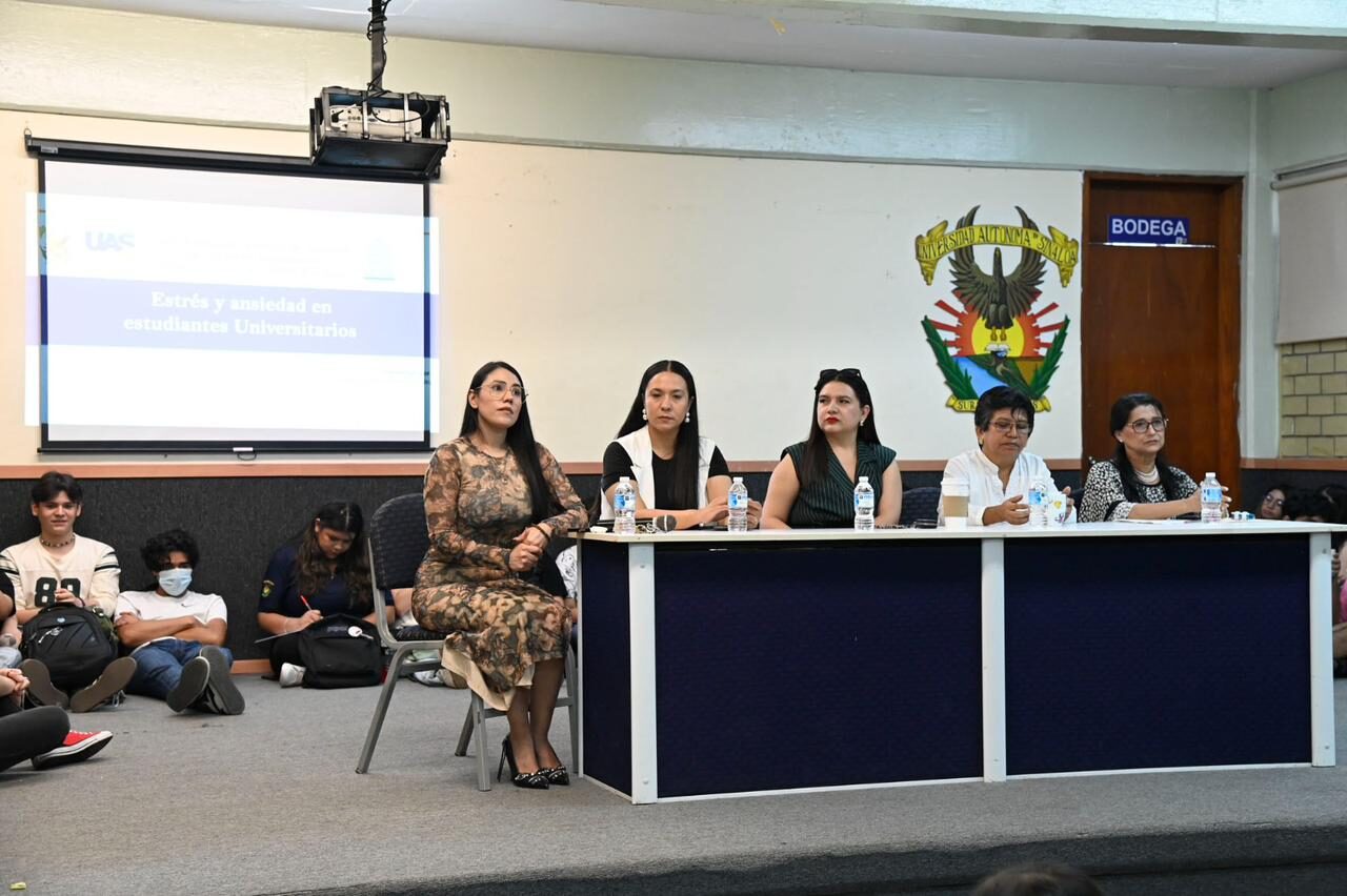 En el marco del 46 aniversario de la Facultad de Psicología de la UAS, reflexionan sobre la ansiedad y el estrés en los entornos escolares