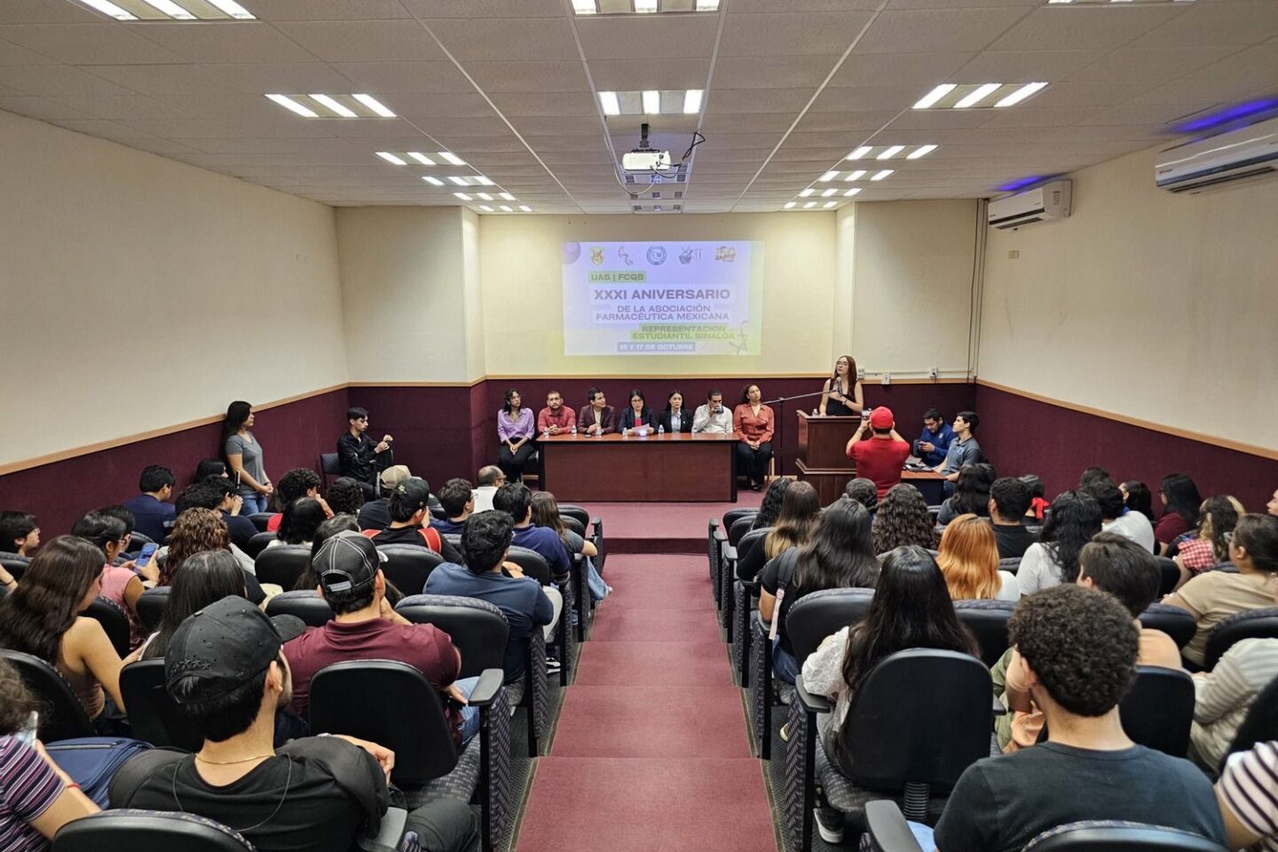 Con conferencias y talleres, la Facultad de Ciencias Químico Biológicas de la UAS celebró el 31 aniversario de la Representación Estudiantil Sección Sinaloa