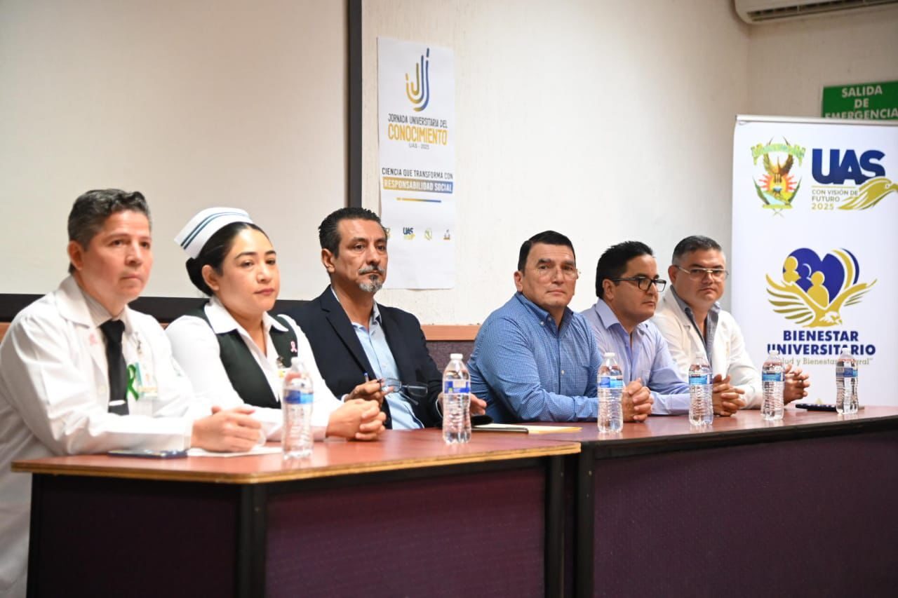 La Unidad de Bienestar Universitario, para beneficio de la comunidad rosalina, arranca la Jornada de Vacunación 2025-2026 del nivel superior, en coordinación con el IMSS