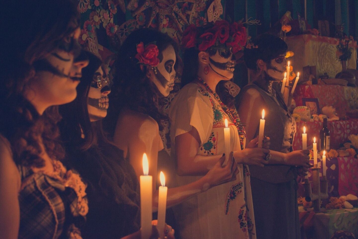 Rituales del Día de los Muertos en México siguen transmitiendo valores, costumbres y creencias; un reflejo de sincretismos celebrados desde siglos