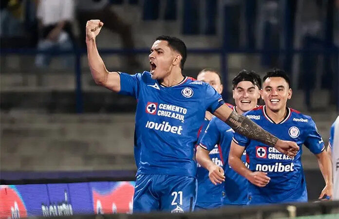 Cruz Azul derrota a su antiguo rival, el club América