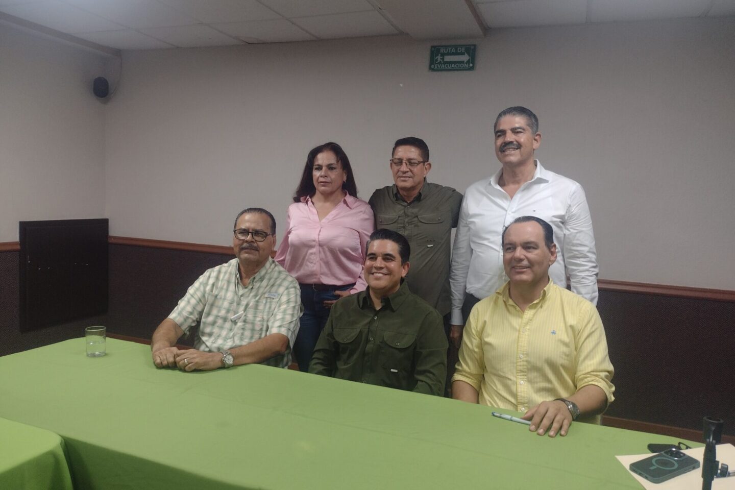 Dirigente estatal del Partido Verde presenta a “Mingo” Vázquez  como su nuevo integrante