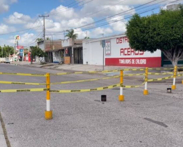 Vecinos de la Colonia Insurgentes denuncian problemas de tráfico y conductas irresponsables en la Calle 2 de Abril