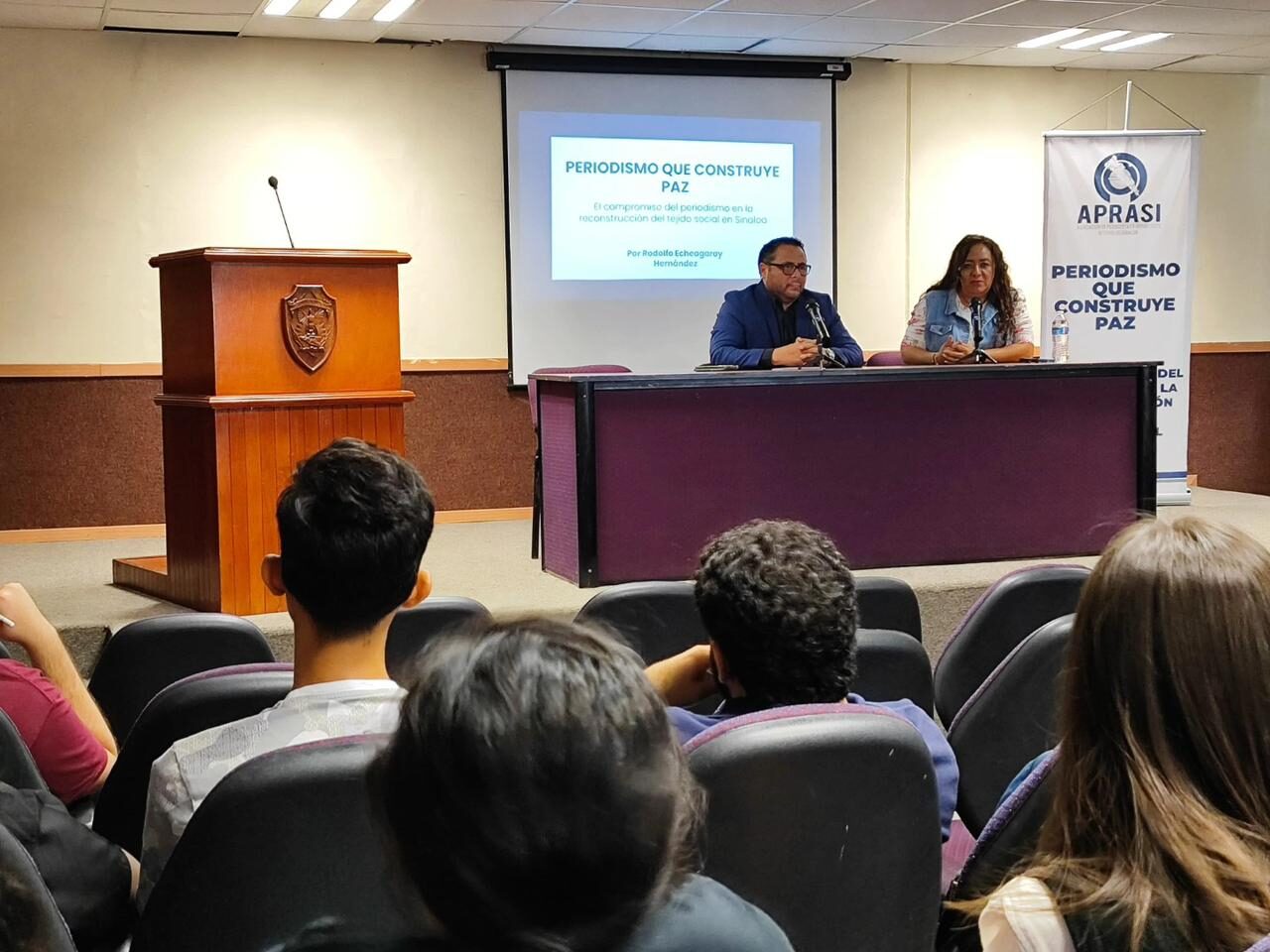 La Facultad de Filosofía y Letras de la UAS inicia su ciclo de conferencias con una reflexión sobre el periodismo de paz