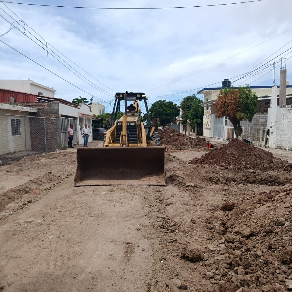 Se rehabilitan 9 obras de drenaje colapsado en Juan José Ríos: Raúl Montero Zamudio