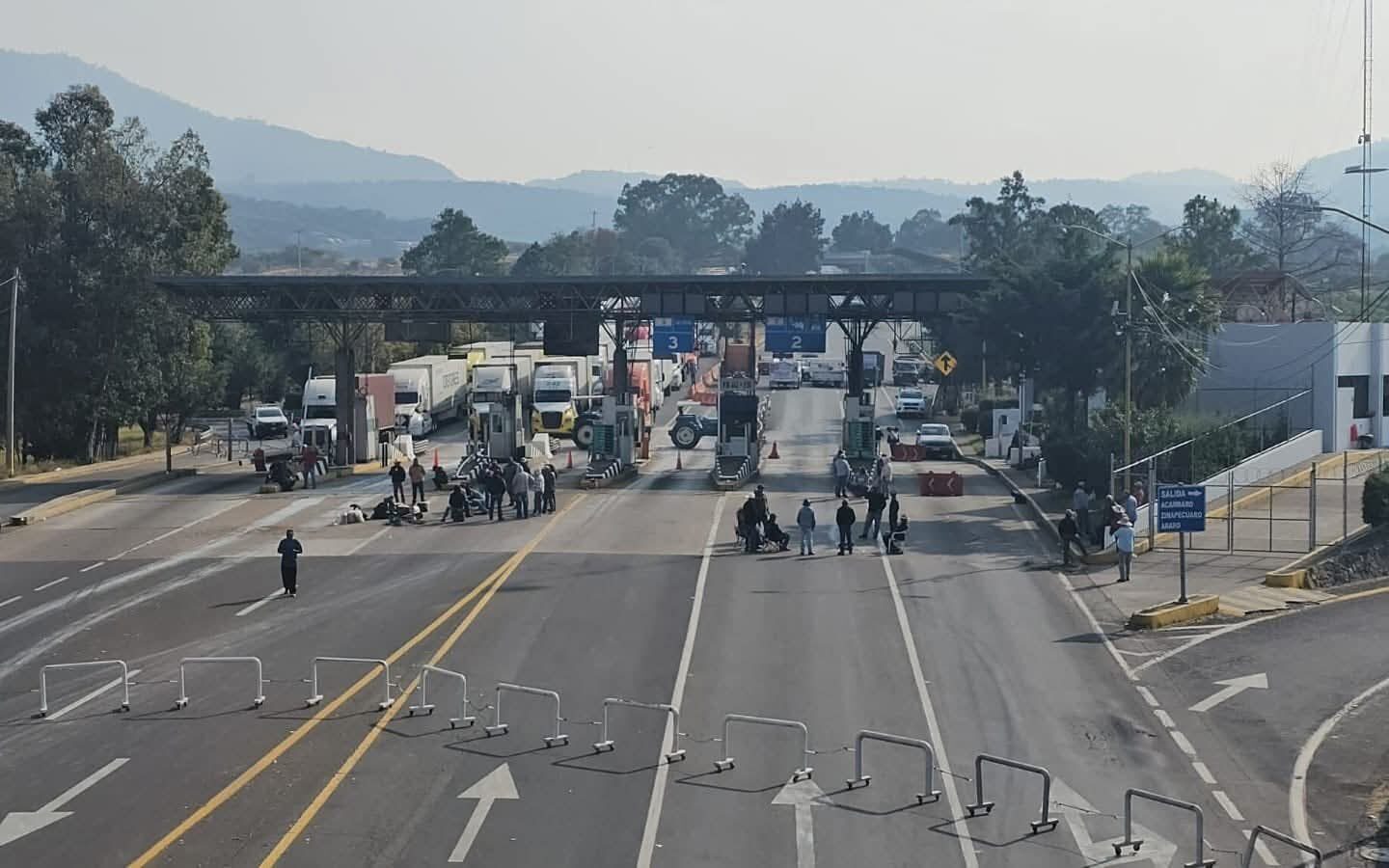 Bloqueos carreteros ocasionan pérdidas por 6 mmdp, calcula Concanaco; llaman a retomar diálogo