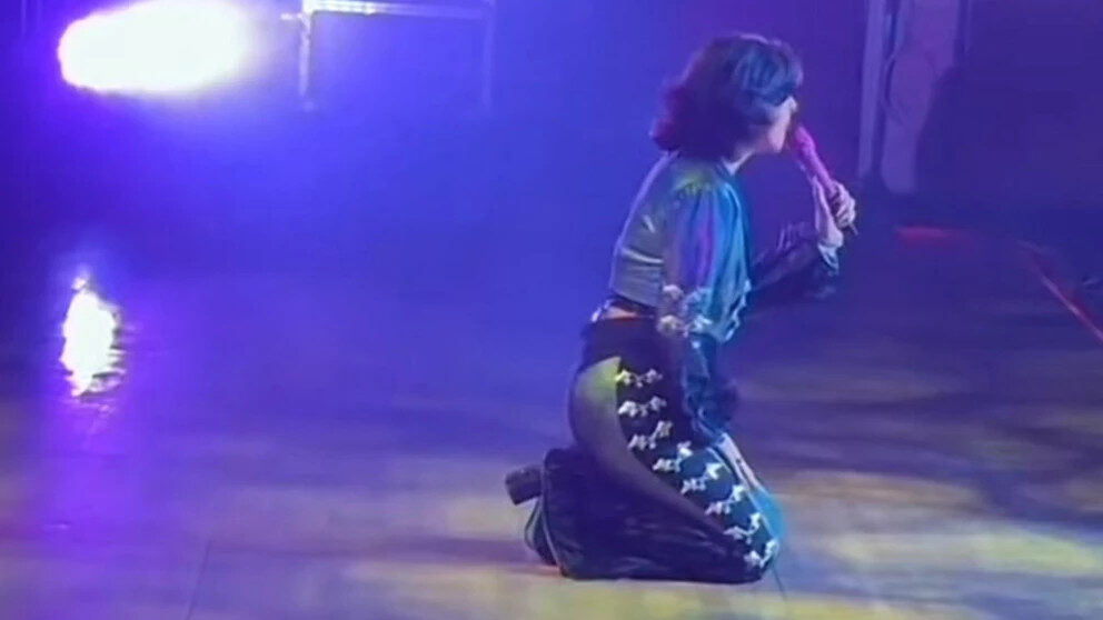 Pepe Aguilar desata polémica al transmitir y comentar la figura de Ángela en concierto