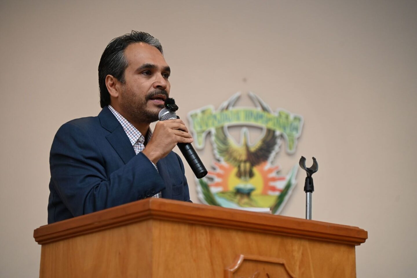 La Secretaría Académica Universitaria toma protesta a estudiantes que se suman como Asesores Par al Programa Institucional de Tutorías de la UAS