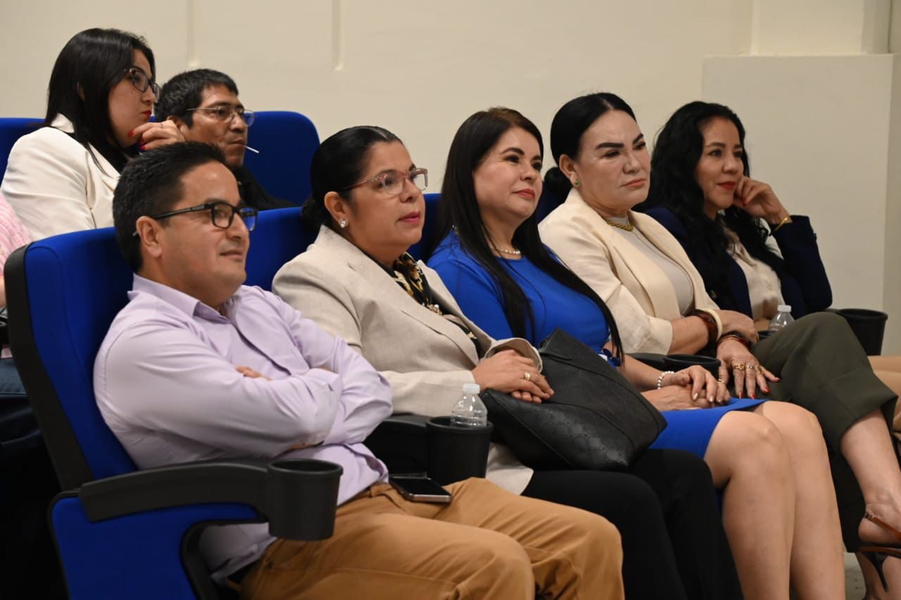 ¡Historias que dejan huella! Personal retirado de la UAS plasma su legado en el libro “Crónicas Universitarias 2”, para fortalecer la memoria institucional