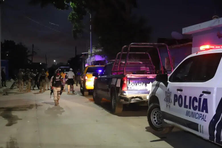 Genera alarma en Mazatlán explosión de pirotecnia en tienda de abarrotes