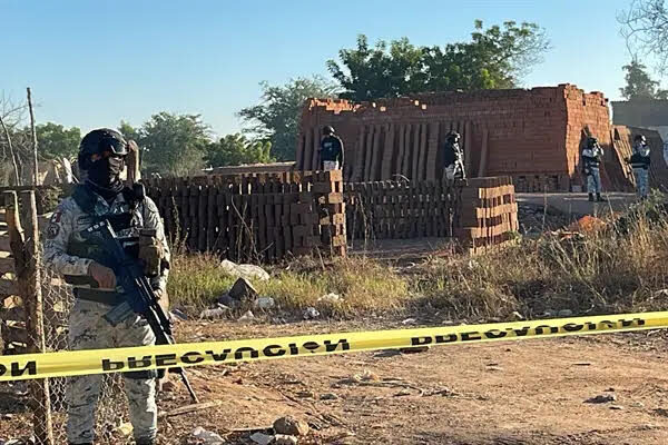 Un cuerpo sin vida fue hallado en una maleta en la colonia Alameda de Culiacán