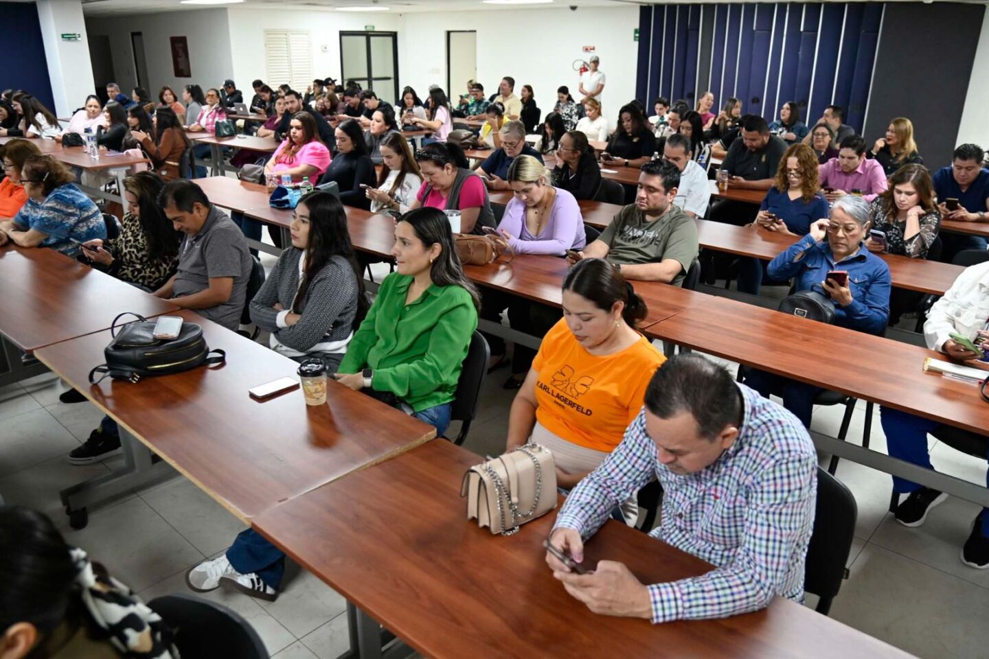 Bienestar Universitario y el IMSS refuerzan la seguridad en clínicas de Odontología con capacitación en manejo de residuos peligrosos biológico-infecciosos